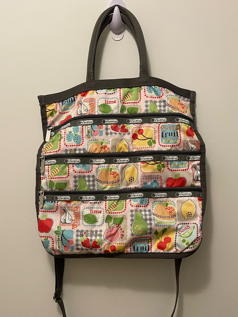 Vintage LeSportsac “Farmer’s Market” Fruits & Veggies Tote/Crossbody Bag